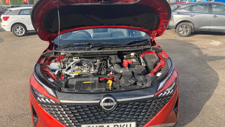 Nissan Qashqai 1.3 DiG-T MH N-Connecta 5dr Petrol Hatchback